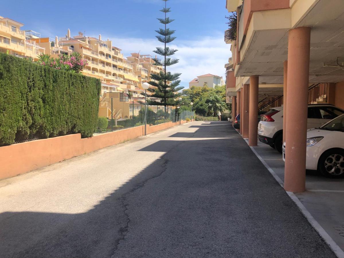 דירות בנאלמדנה Piso En Zona Tranquila De - Torrequebrada Golf מראה חיצוני תמונה